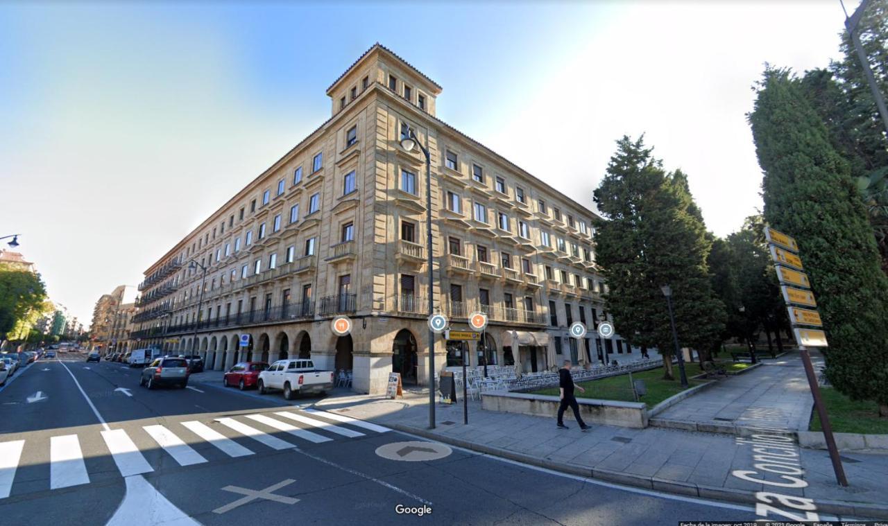 Estupendo Piso de 2 dormitorios en la Gran Vía. A/A. Wifi. Salamanca Exterior foto